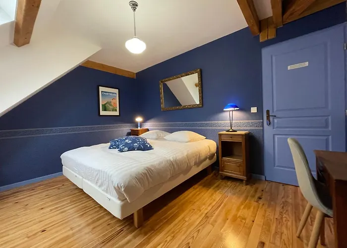 Bed & Breakfast L'ancienne Ecole Du Villard Saint-Pierre-d'Entremont (Isere)